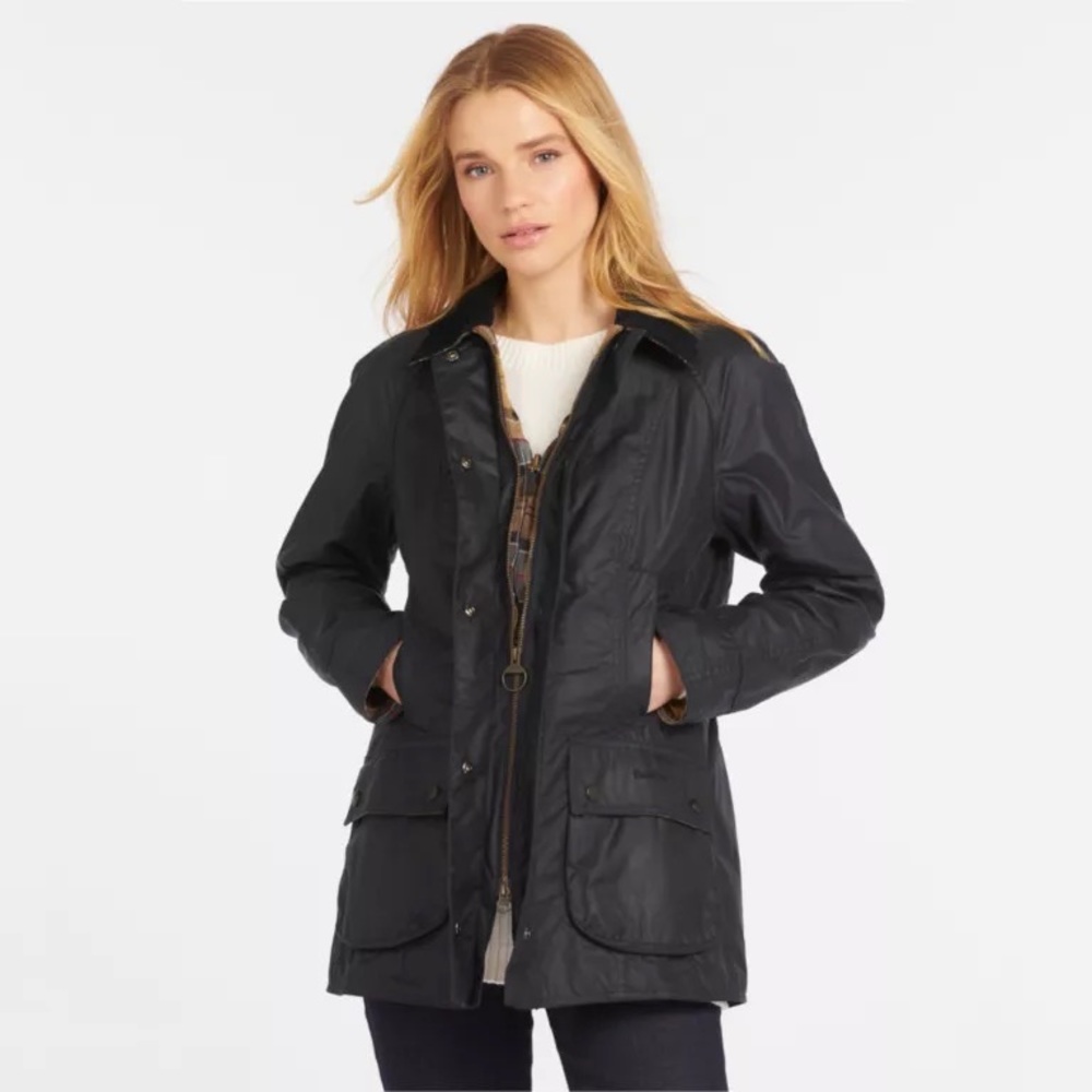 Barbour Beadnell Jacket navy size 4 with detachable hood